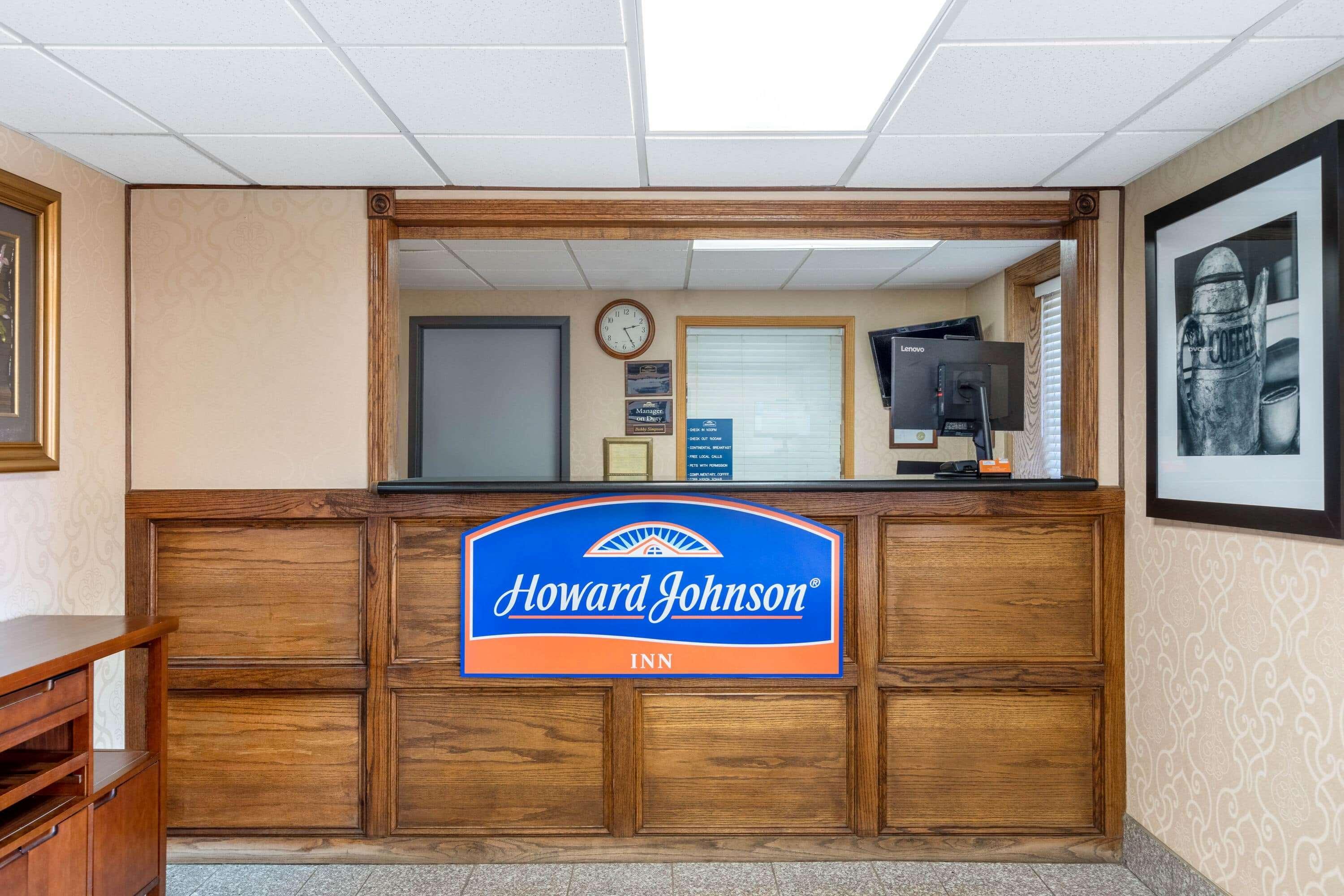 Howard Johnson By Wyndham Gillette Εξωτερικό φωτογραφία